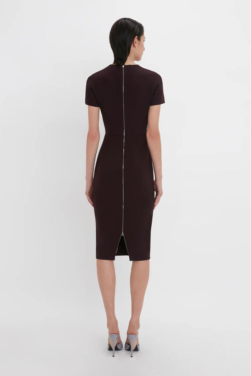 Victoria Beckham Fitted T-Shirt Dress In Deep Mahogany - Size 6 UK Victoria Beckham Fitted T-Shirt Dress In Deep Mahogany - Size 6 UK
