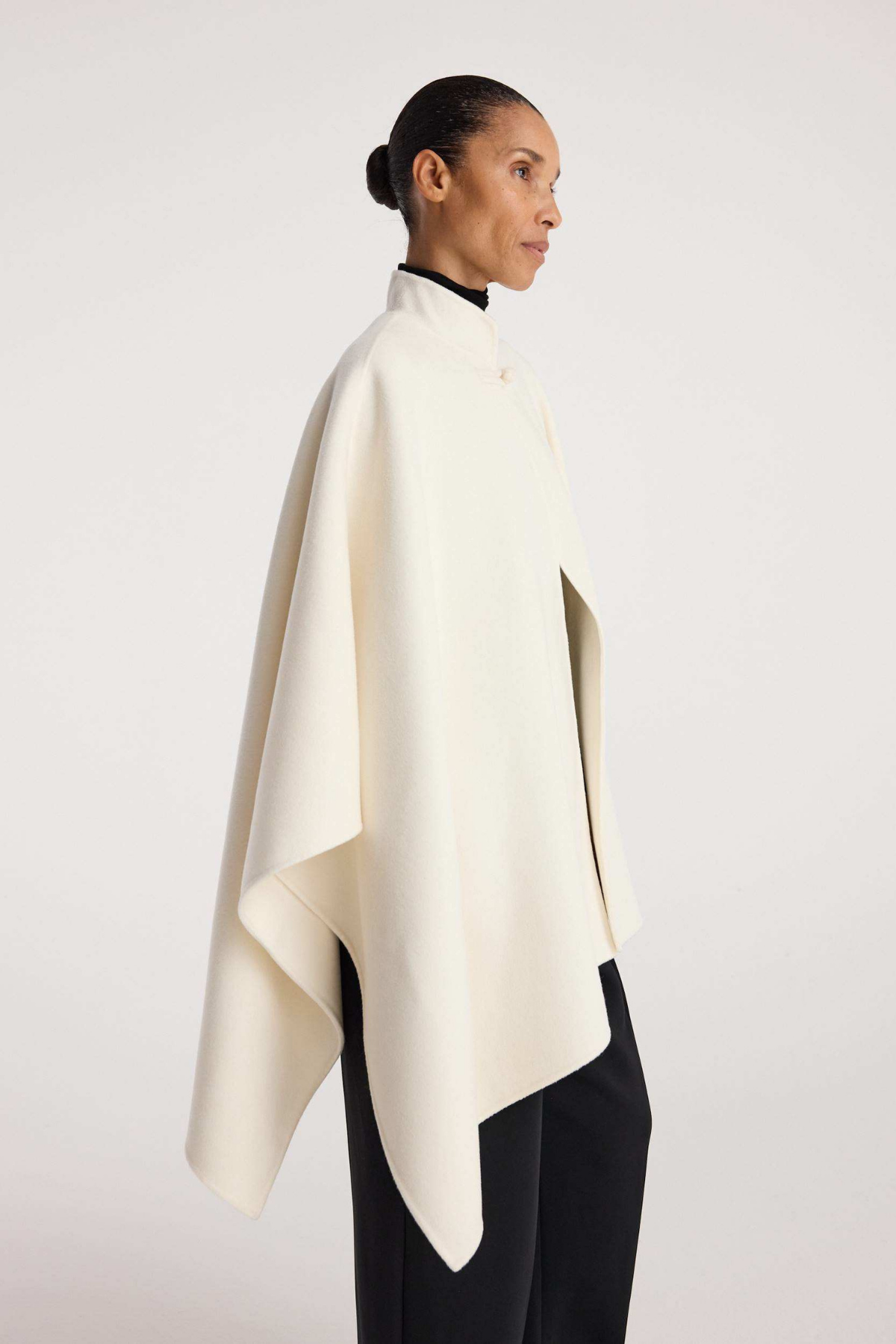 Double-Faced Pankou Poncho-Róhe-Boyds Philadelphia