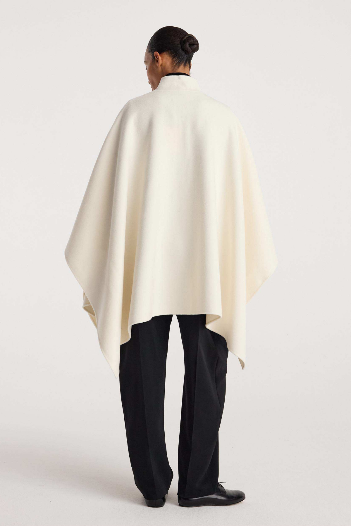 Double-Faced Pankou Poncho-Róhe-Boyds Philadelphia