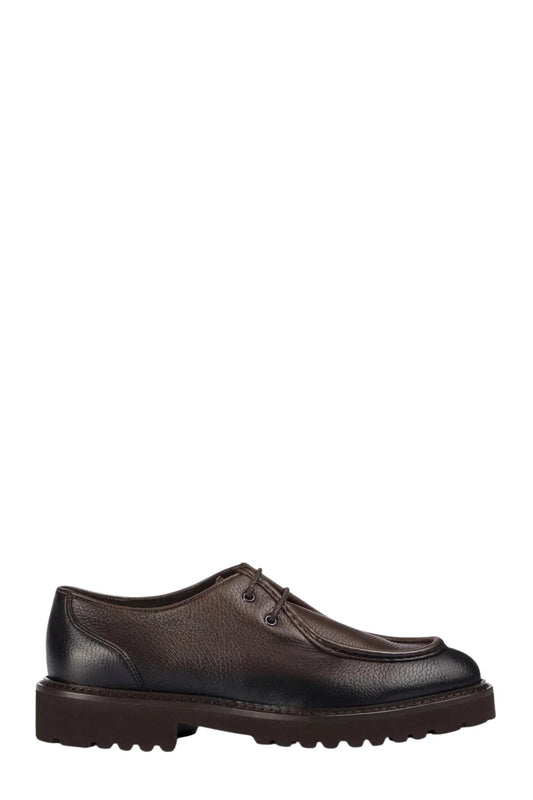 Two-hole Lace-up Shoe