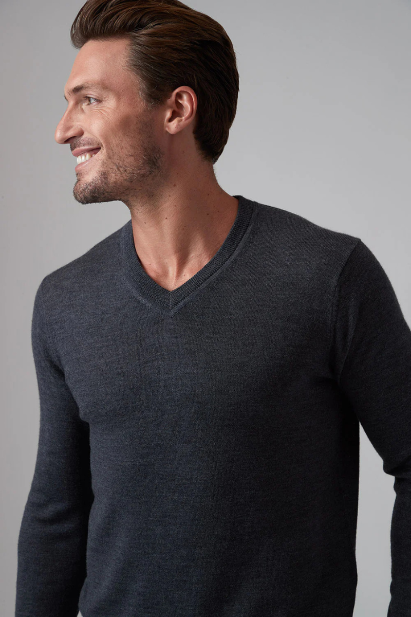 The Bronson V-Neck-Raffi-Boyds Philadelphia