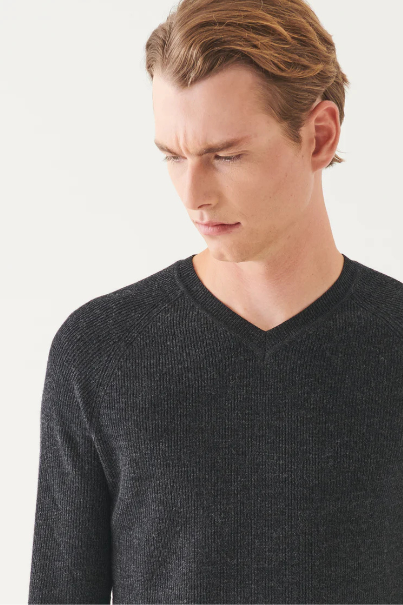 Merino Ribbed V-Neck-Patrick Assaraf-Boyds Philadelphia