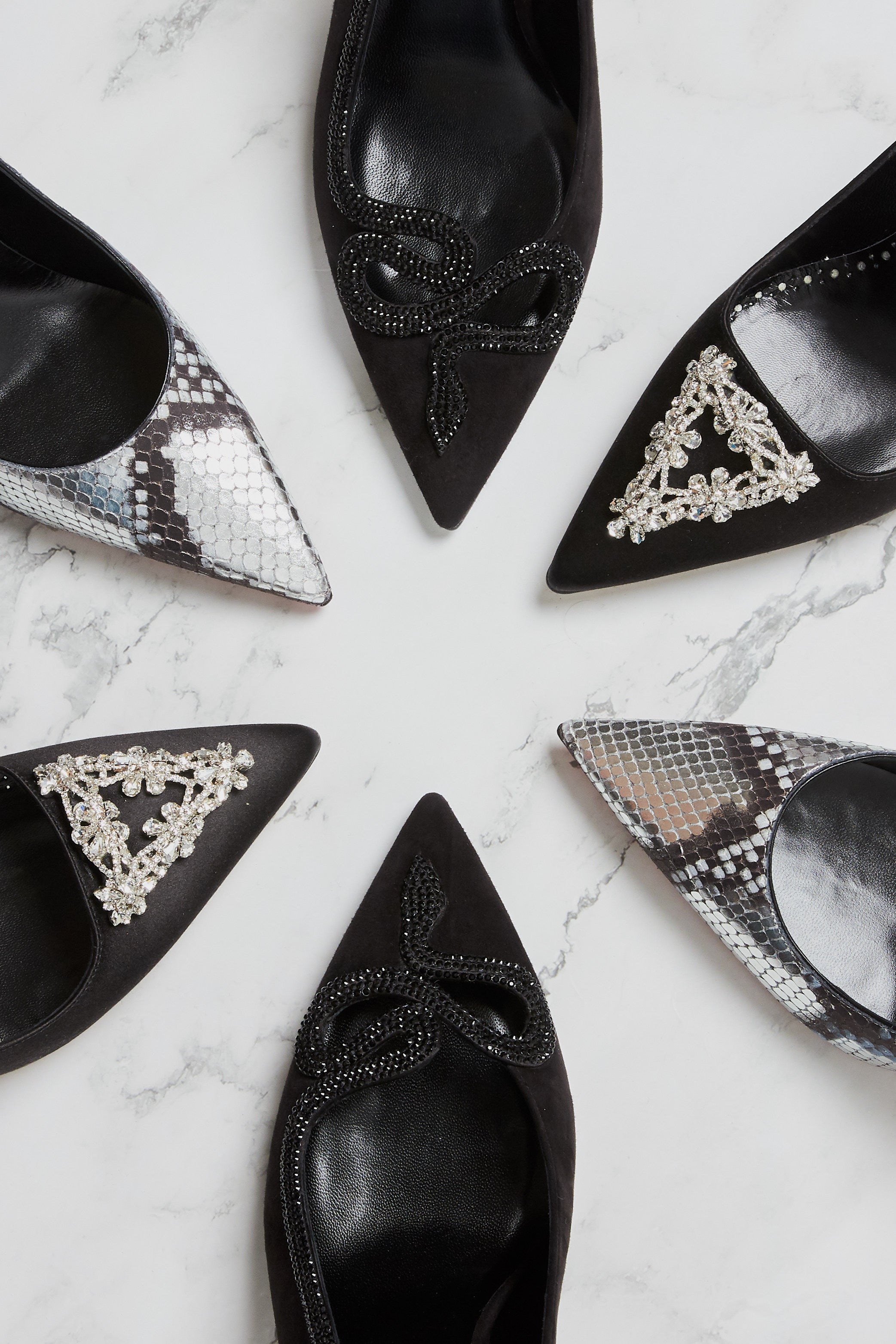 circle of heels