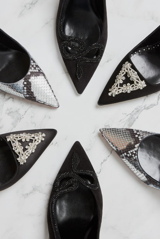 circle of heels