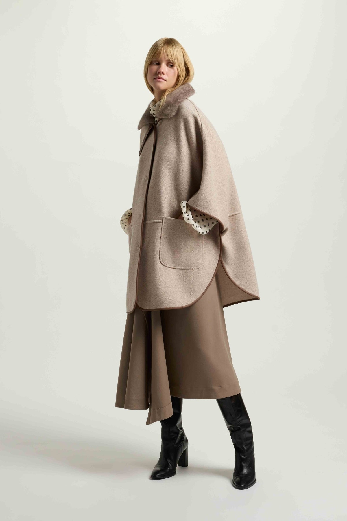 Knit Cape with Pockets-Suprema-Boyds Philadelphia