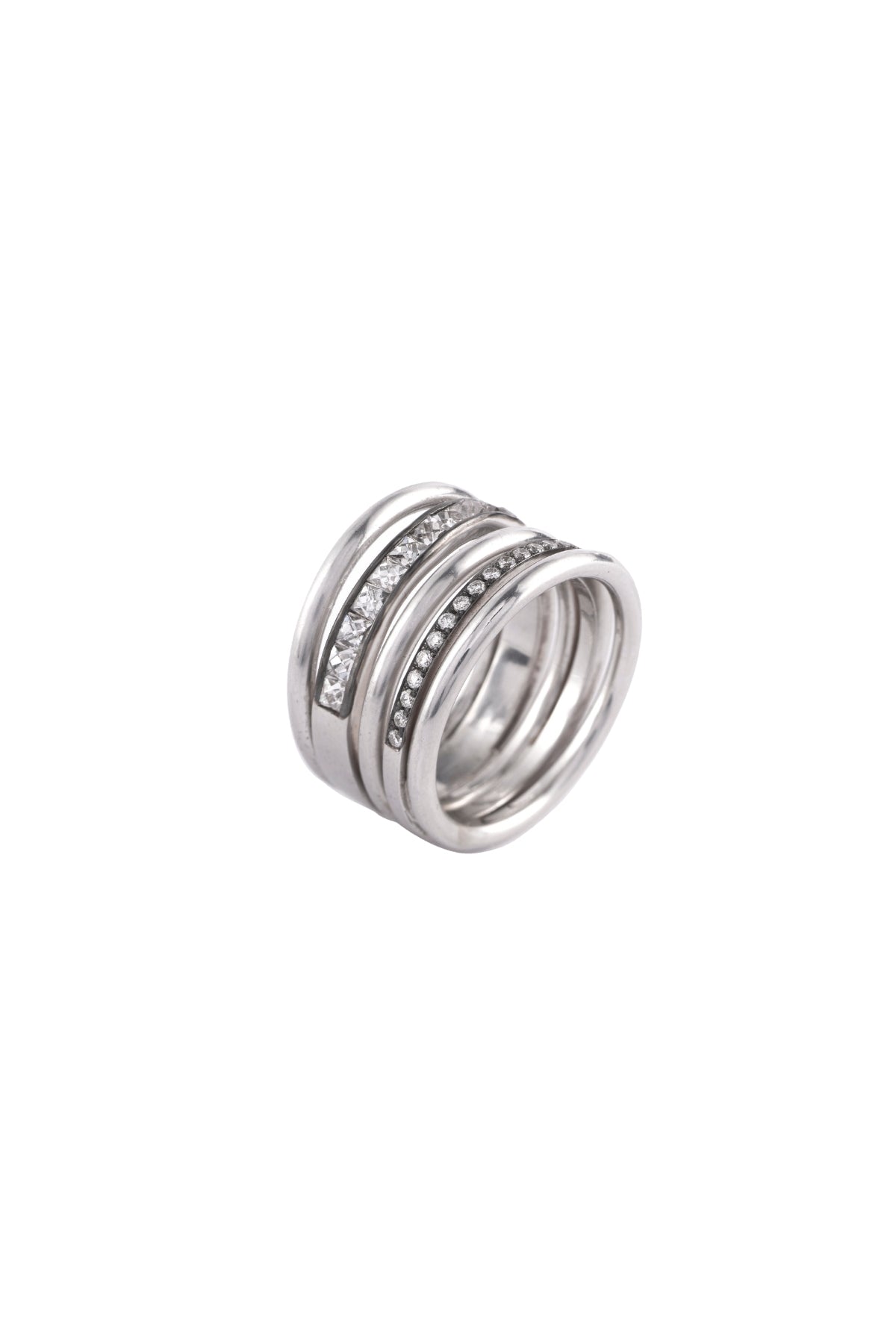 French Cut and Round Diamond Spiral Ring